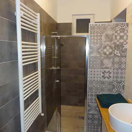 Five Seasons Vaci Utca Apartment