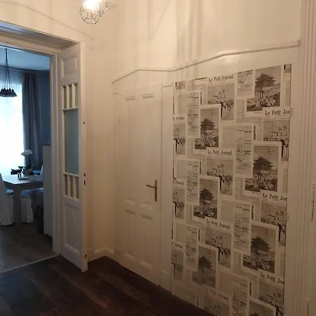 Five Seasons Vaci Utca Apartment Budapest