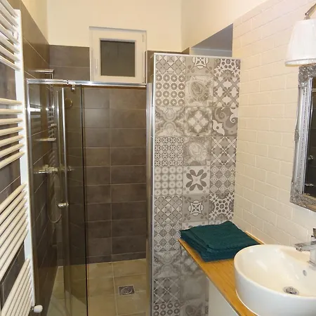 Five Seasons Vaci Utca Apartment *
